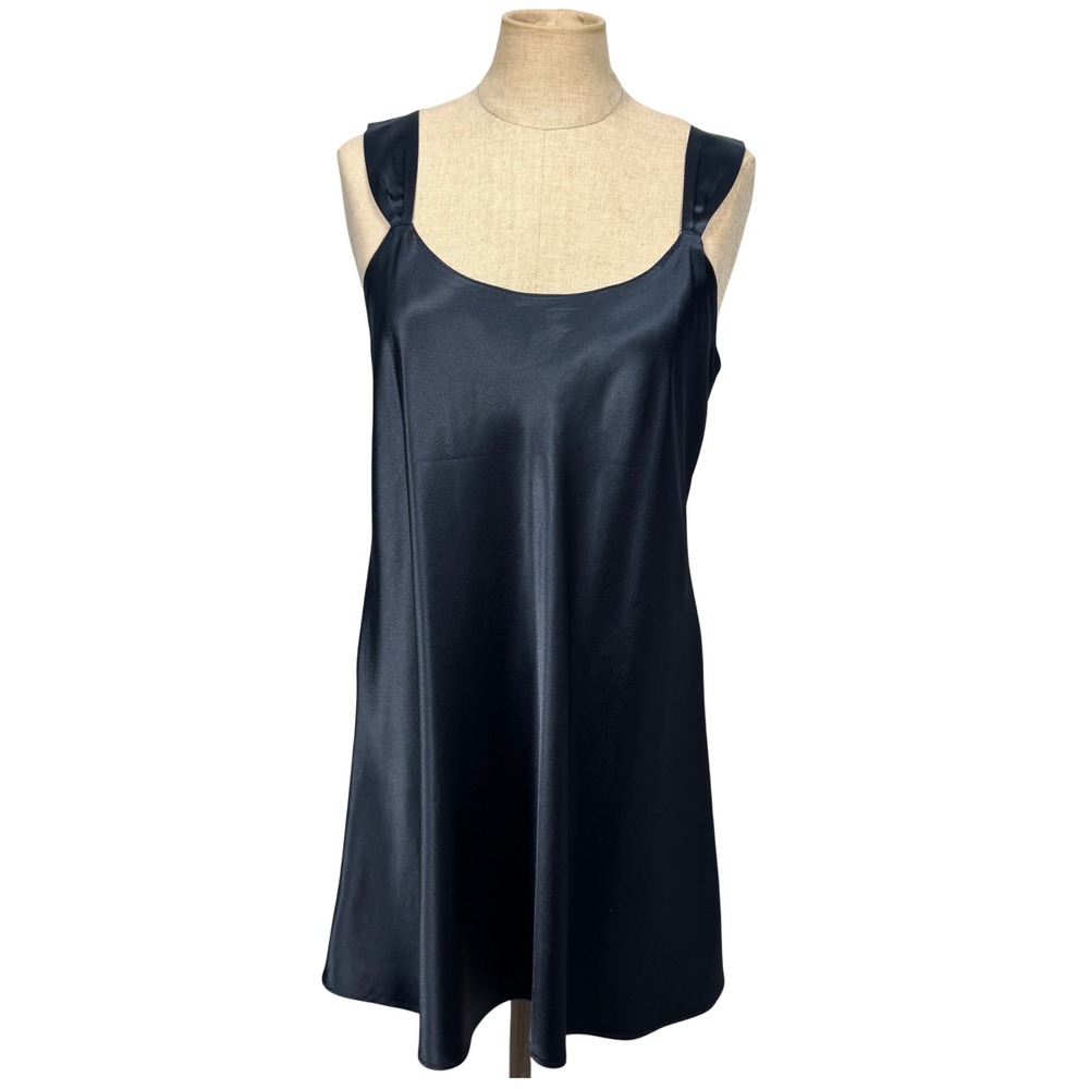 Natori Classic Women M Navy Blue Satin Lingerie Slip Night‎ Dress Feminine Sleek